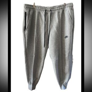 NWT Nike tech Gray Sweatpants womens 1x